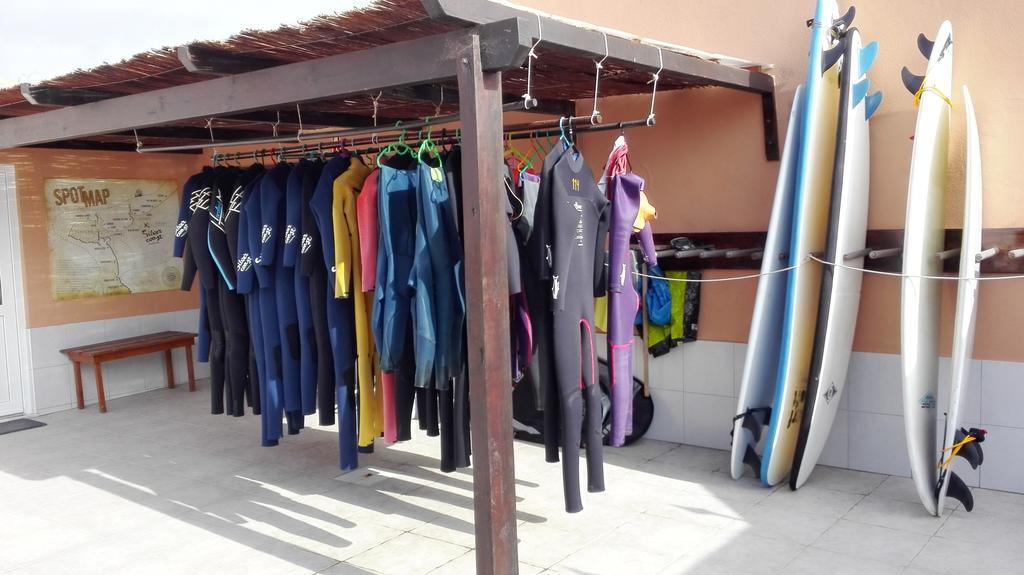 巴勒尔 Surf House Helena酒店 外观 照片